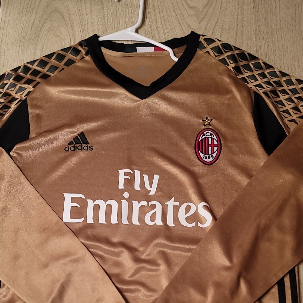 Vintage 2013 AC Milan Away Kit